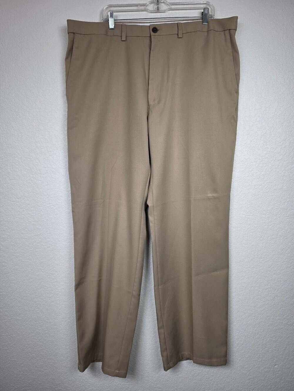 Haggar H26 Men's Khaki Dress Pants 42x32 Polyester